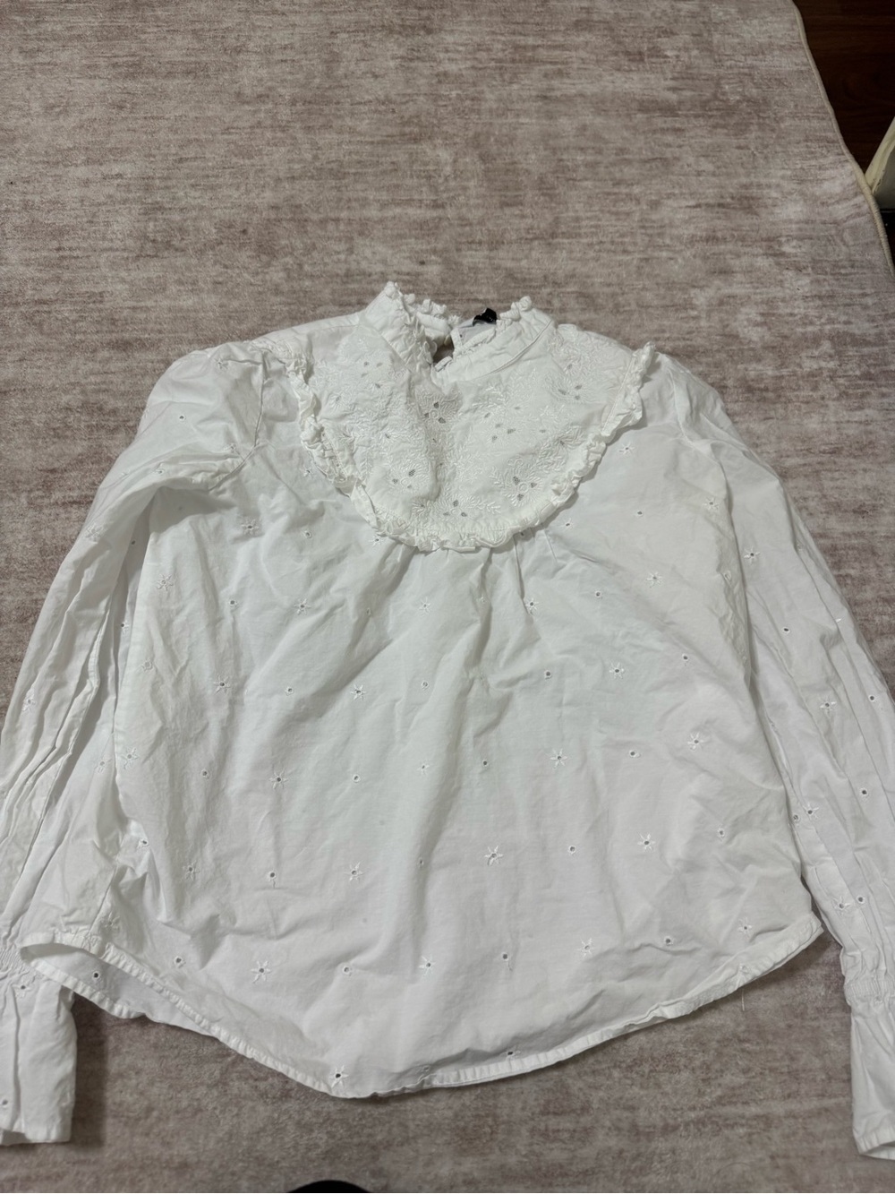 Zara eyelet long sleeve blouse size small